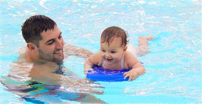 swim lessons parent and me